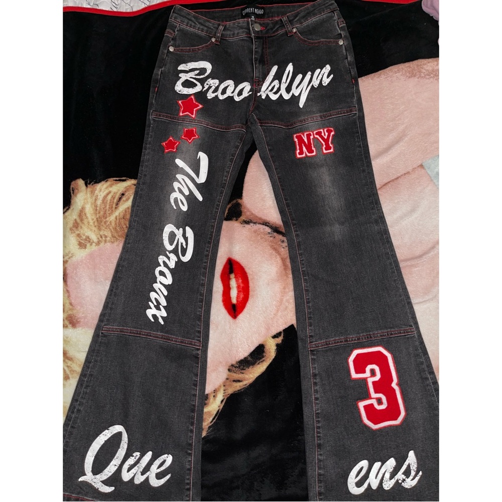 Brand new vintage/Y2K Borough Engineered low rise jeans.